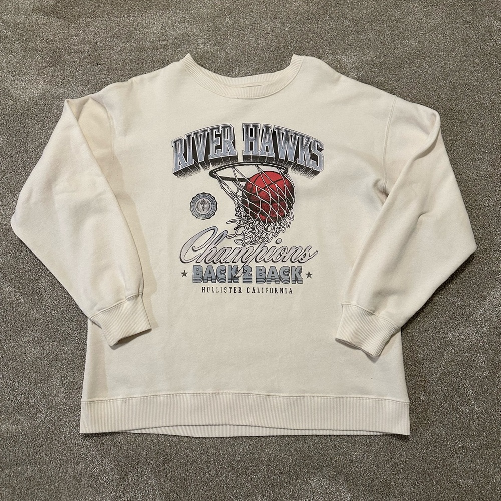 Hollister crew neck size M